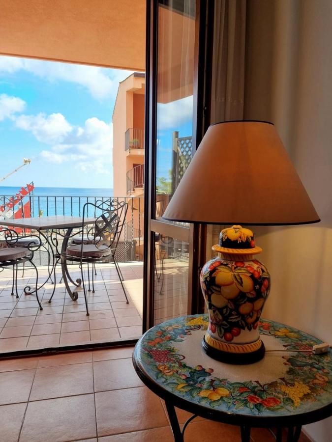 Casa Tritone Διαμέρισμα Mazzeo Εξωτερικό φωτογραφία